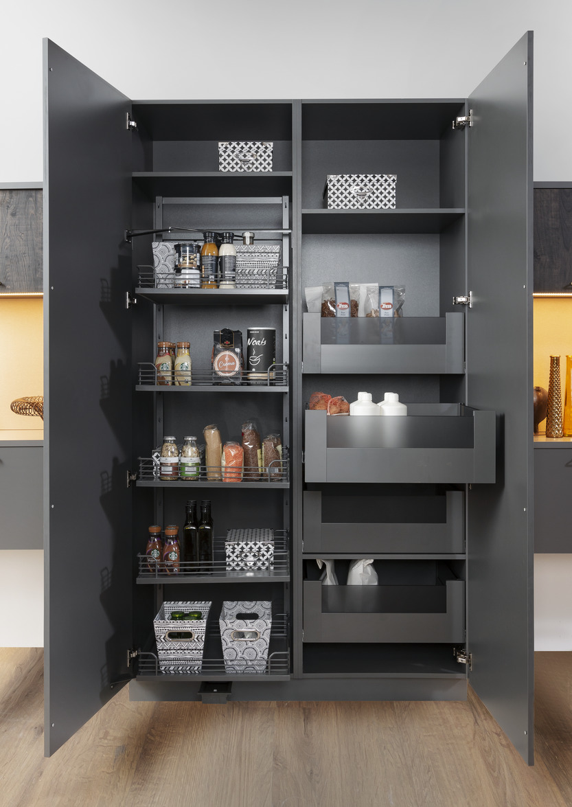 Heavy duty pullout storage drawer