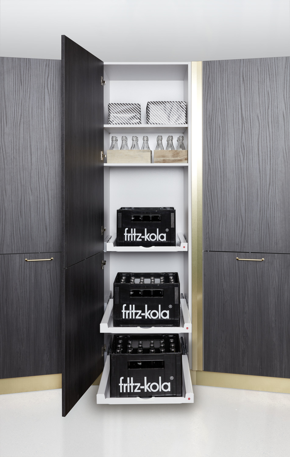 Heavy duty space tower interior